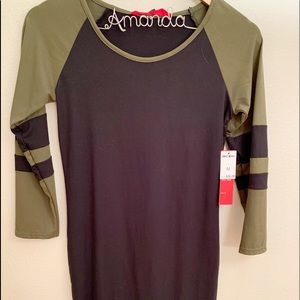 Hot kiss Shirt Dress ⭐️NWT